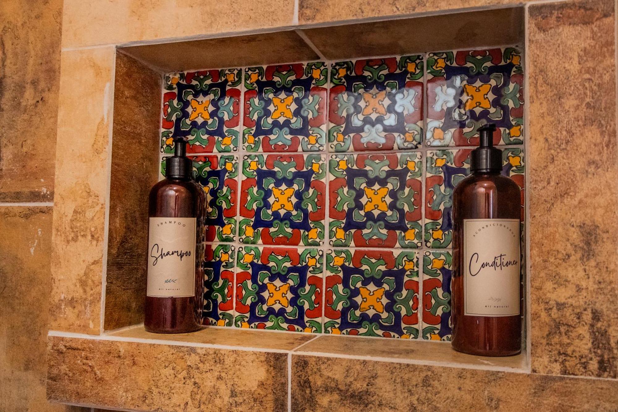 Casa De Hospedaje -La Abadia De San Pedro Гуадалахара Екстериор снимка